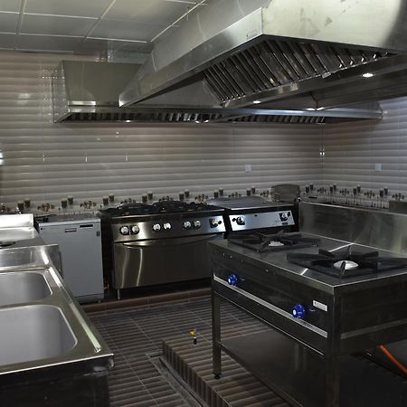 Green Mountain Hotel Apartments Al 'Aqar Екстериор снимка